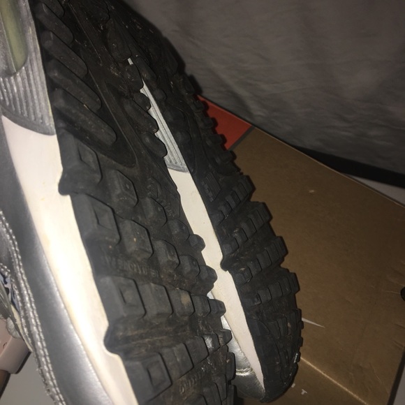 Air Max 90 - Picture 4 of 4